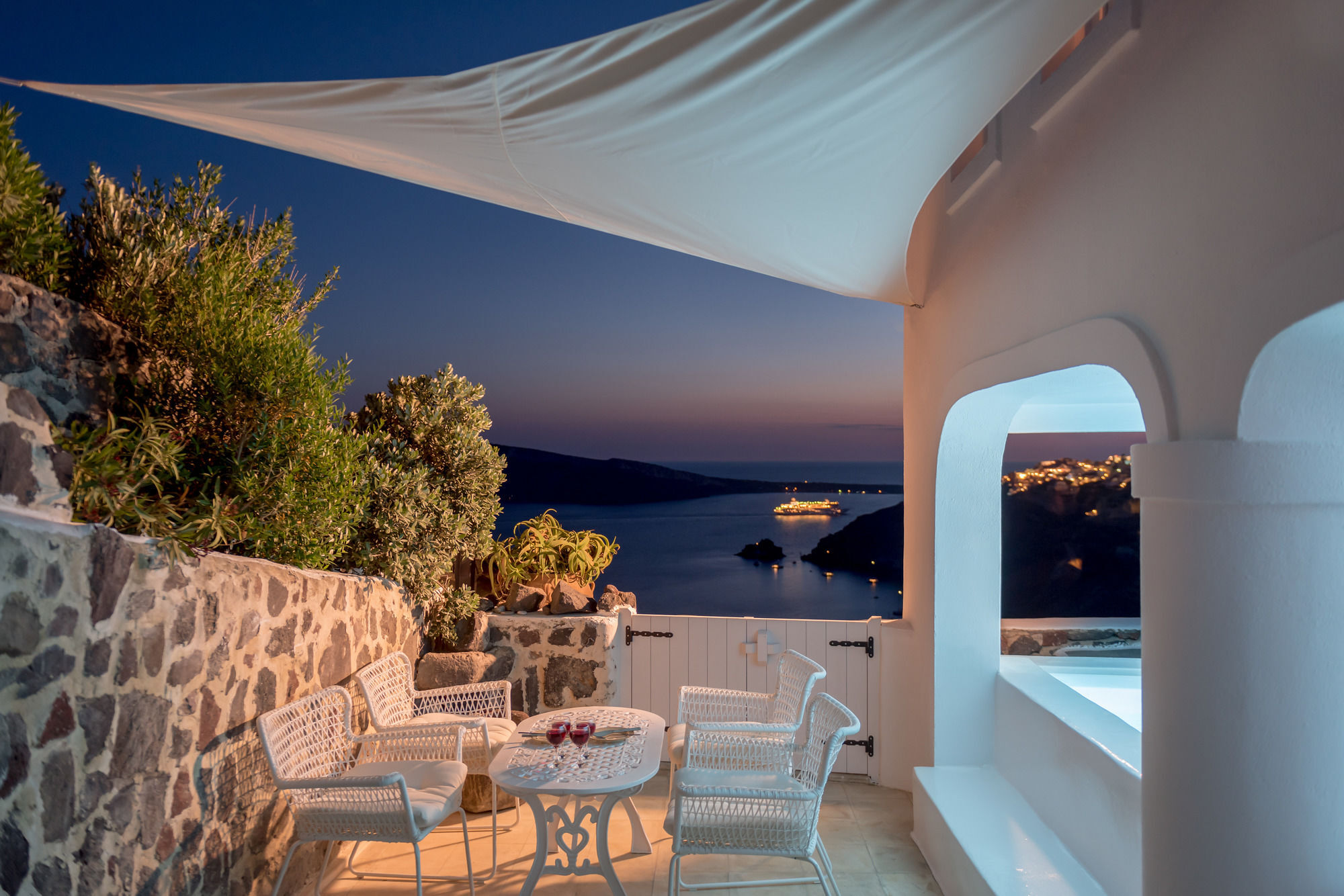 White House Villa Foinikia  Bagian luar foto